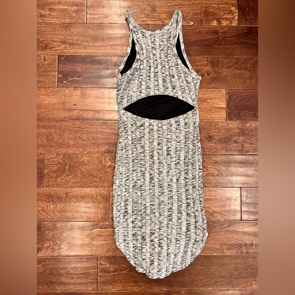 Gray Midi fitted dress - Picture 2 of 2